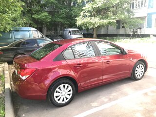 2009 Chevrolet Cruze I, красный, 800000 рублей, вид 3