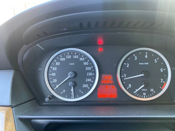 2006 BMW 5 серии 525xi V (E60/E61), серый, 1350000 рублей - вид 8
