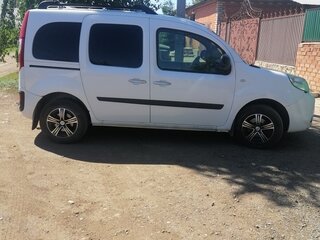 2014 Renault Kangoo II Рестайлинг, белый, 1100000 рублей, вид 2