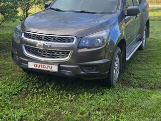 2013 Chevrolet TrailBlazer II, коричневый, 1699000 рублей, вид 1