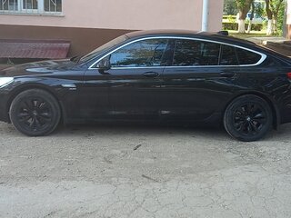 2011 BMW 5 серии Gran Turismo 530d xDrive VI (F10/F11/F07), чёрный, 2180000 рублей, вид 2