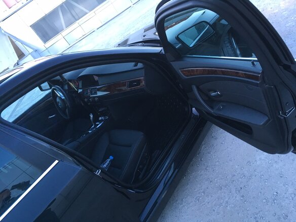 2009 BMW 5 серии 530xi V (E60/E61) Рестайлинг, чёрный, 2000000 рублей - вид 5