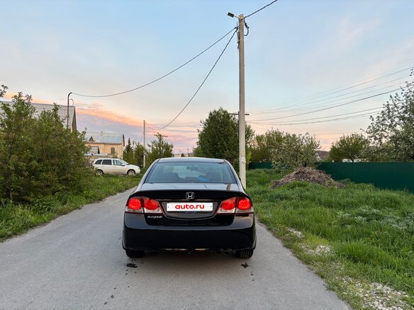 2010 Honda Civic VIII Рестайлинг, чёрный, 965000 рублей - вид 6