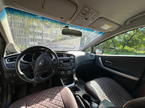 2014 Kia Ceed II, коричневый, 1100000 рублей - вид 13