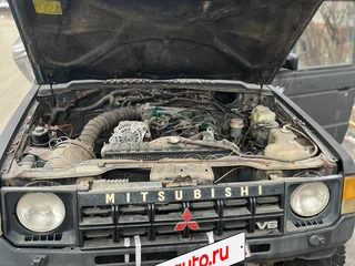 1990 Mitsubishi Pajero I, чёрный, 200000 рублей, вид 3