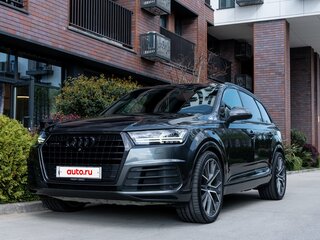 2017 Audi Q7 II (4M), серый, 4800000 рублей, вид 2
