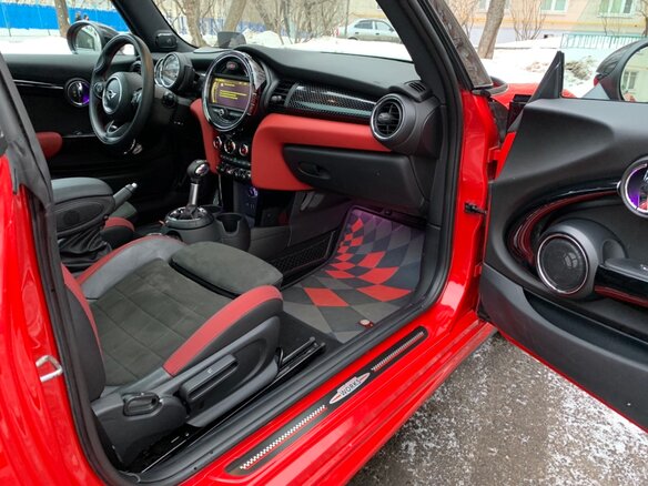 2015 Mini Hatch JCW III (F55/F56), красный - вид 11