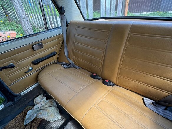 1981 Lada (ВАЗ) 21013, бежевый, 325000 рублей - вид 7
