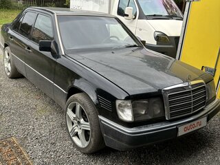 1995 Mercedes-Benz E-Класс 250 I (W124), чёрный, 1200000 рублей, вид 2