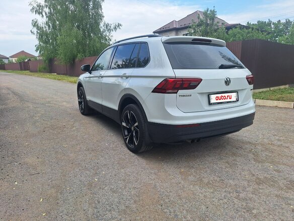 2019 Volkswagen Tiguan II, белый, 2070000 рублей - вид 16