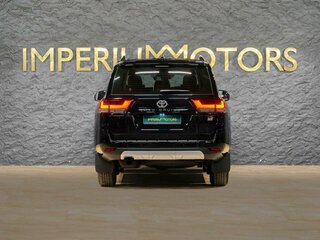 2025 Toyota Land Cruiser 300 Series, чёрный, 15790000 рублей, вид 5