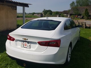 2018 Chevrolet Malibu IX, белый, 1450000 рублей, вид 4