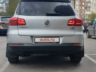 2013 Volkswagen Tiguan I Рестайлинг, серебристый, 1750000 рублей, вид 3