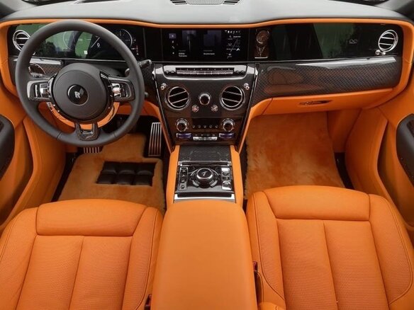 2025 Rolls-Royce Cullinan Black Badge I Рестайлинг (Series II), чёрный, 62578104 рублей - вид 8
