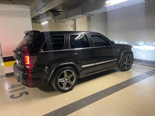 2008 Jeep Grand Cherokee SRT8 III (WK), чёрный, 3000000 рублей, вид 4