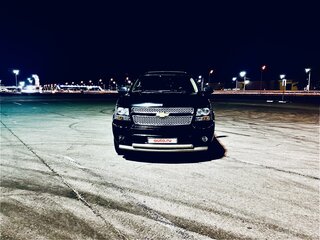 2012 Chevrolet Tahoe 6AT III, чёрный, 2790000 рублей, вид 3