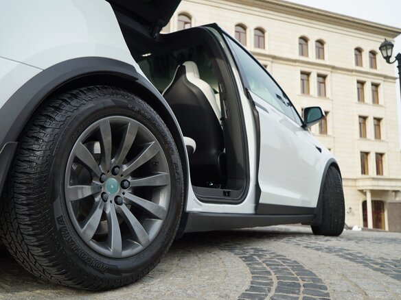 2019 Tesla Model X Long Range Plus I, белый, 6100000 рублей - вид 7