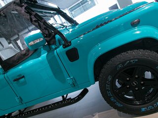 2014 Land Rover Defender 110 I Рестайлинг, голубой, 6500000 рублей, вид 5