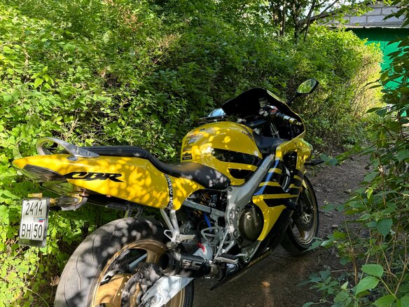 1999 Honda CBR 600F, жёлтый, 400000 рублей - вид 7