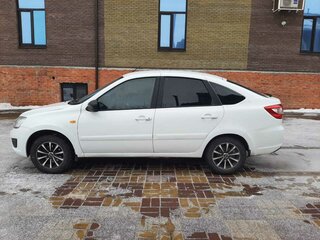 2017 Lada (ВАЗ) Granta I, белый, 350000 рублей, вид 4
