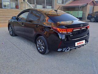 2020 Kia Rio IV, чёрный, 1750000 рублей, вид 4