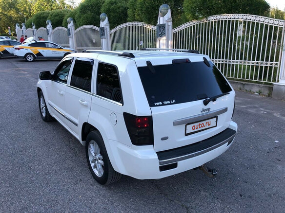 2008 Jeep Grand Cherokee III (WK), белый - вид 9