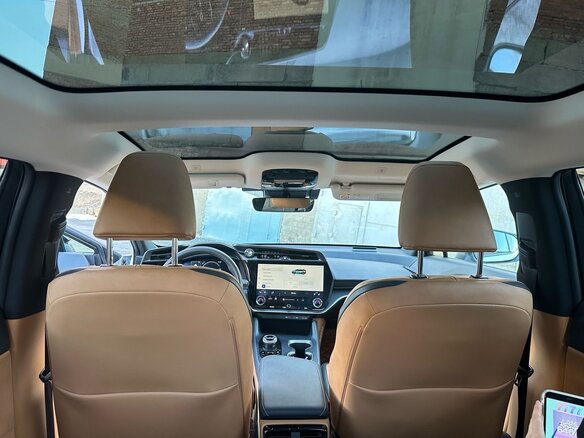 2023 Lexus RZ 450e, белый, 6000000 рублей - вид 5