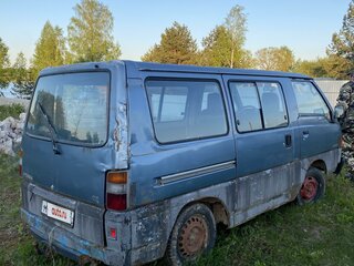 1988 Mitsubishi Delica III, голубой, 100000 рублей, вид 4