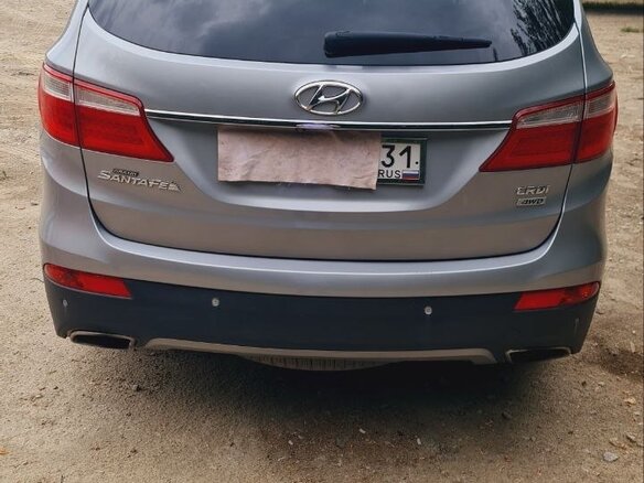 2013 Hyundai Santa Fe Grand III, серый, 2400000 рублей - вид 4