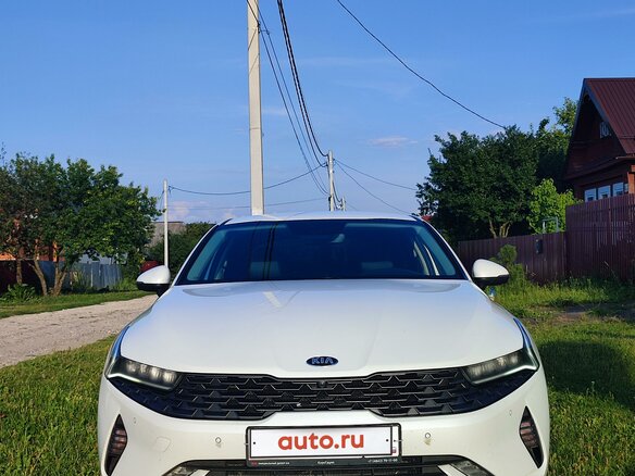 2020 Kia K5 III, серебристый, 2290000 рублей - вид 5