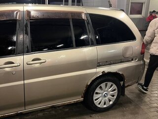 2003 Nissan Liberty, серый, 250000 рублей, вид 5