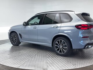2025 BMW X5 40i IV (G05/G18) Рестайлинг, серый, 12812595 рублей, вид 4