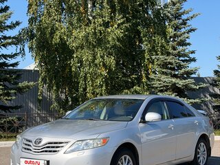 2010 Toyota Camry VI (XV40) Рестайлинг, серебристый, 1150000 рублей, вид 1