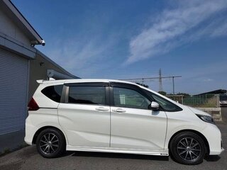 2018 Honda Freed II, белый, 1241000 рублей, вид 2