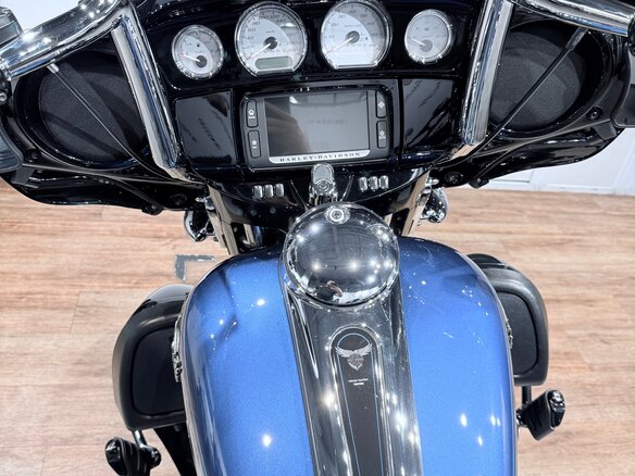 2018 Harley-Davidson Street Glide, синий, 1999000 рублей - вид 23