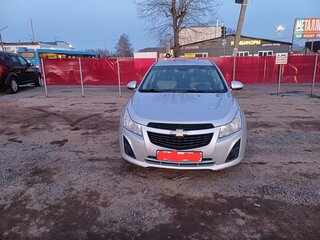 2013 Chevrolet Cruze I Рестайлинг, серебристый, 500000 рублей, вид 2