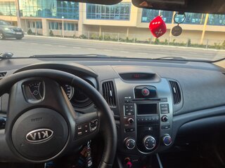 2010 Kia Cerato 5-speed II, серый, 680000 рублей, вид 5