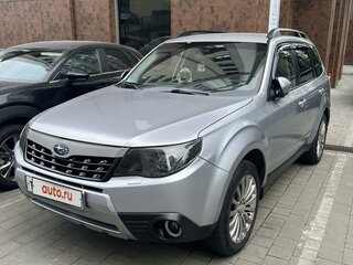 2011 Subaru Forester III Рестайлинг, серебристый, 1800000 рублей, вид 1