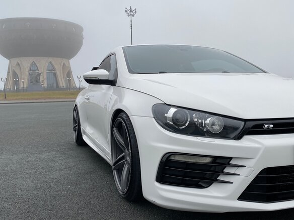 2011 Volkswagen Scirocco III, белый - вид 2
