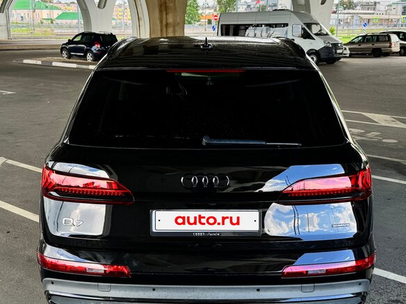 2020 Audi Q7 55 TFSI II (4M) Рестайлинг, чёрный, 3520000 рублей - вид 3