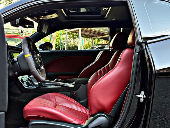 2015 Dodge Challenger SRT III Рестайлинг 2, чёрный - вид 5