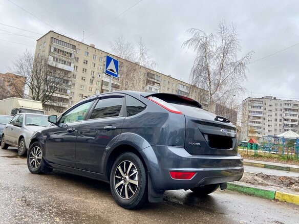 2011 Ford Focus II Рестайлинг, серый - вид 7