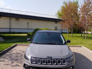 2022 Jeep Compass II Рестайлинг, серый, 3399000 рублей, вид 5
