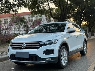 2021 Volkswagen T-Roc I, белый, 1700000 рублей, вид 1