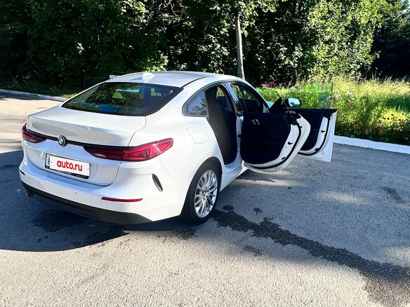 2021 BMW 2 серии 218i F44, белый - вид 3