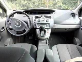 2004 Renault Scenic II, красный, 430000 рублей, вид 5