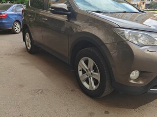 2013 Toyota RAV4 IV (XA40), коричневый, 1799000 рублей, вид 1