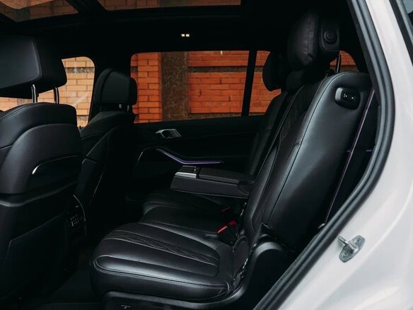 2022 BMW X7 40d I (G07) Рестайлинг, белый, 12500000 рублей - вид 14