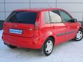 2006 Ford Fiesta Mk5, красный - вид 1