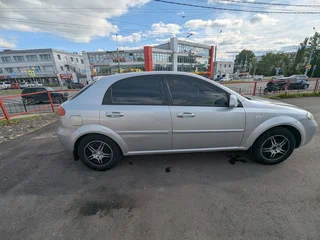 2011 Chevrolet Lacetti I, серебристый, 550000 рублей, вид 3